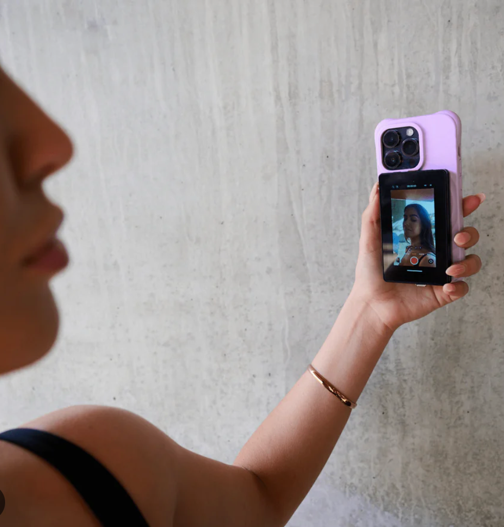 Pantalla selfie  – Tu Cámara Principal Ahora Es Tu Selfie Perfecta